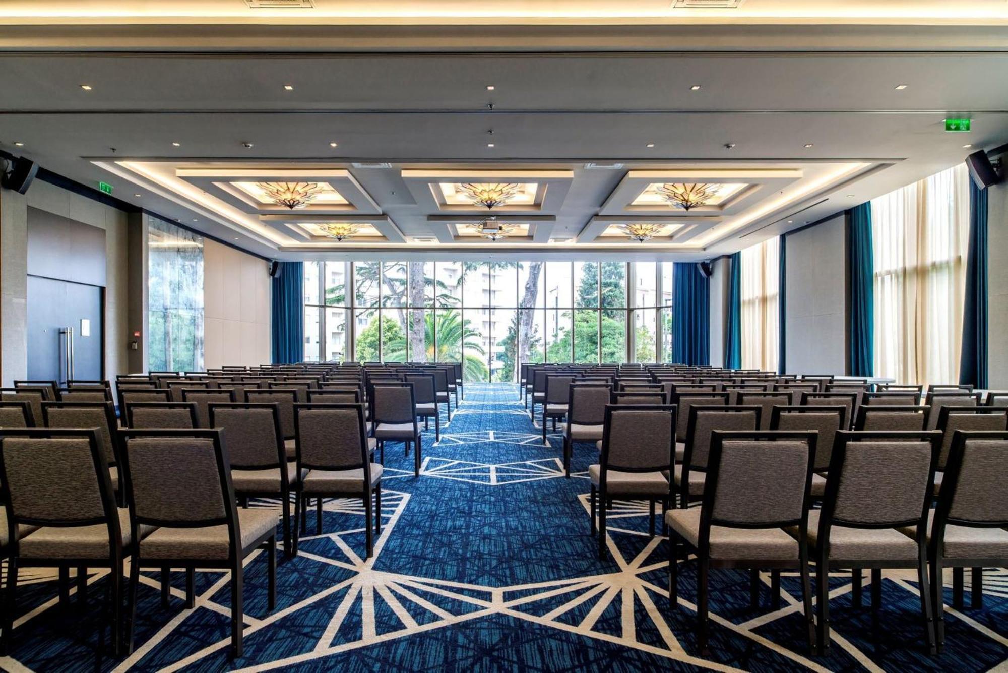 Crowne Plaza Porto By Ihg, Porto